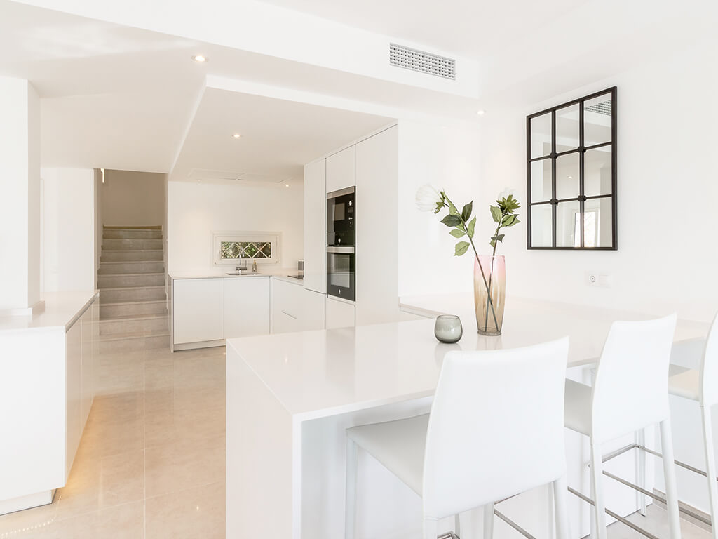 Beautiful white kitchen in Marbella