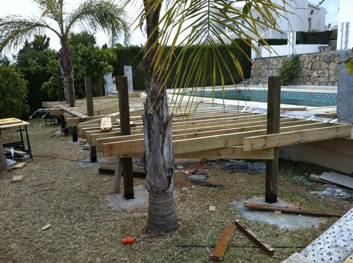 Decking leading off poolside