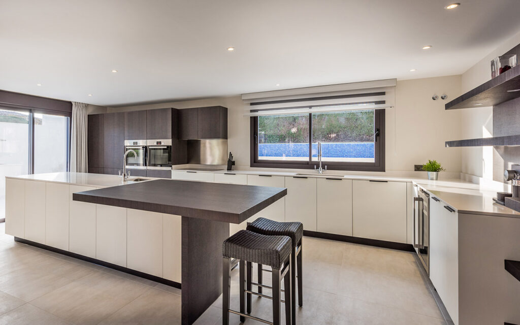 Spacious kitchen designed and built by ProMas in Marbella