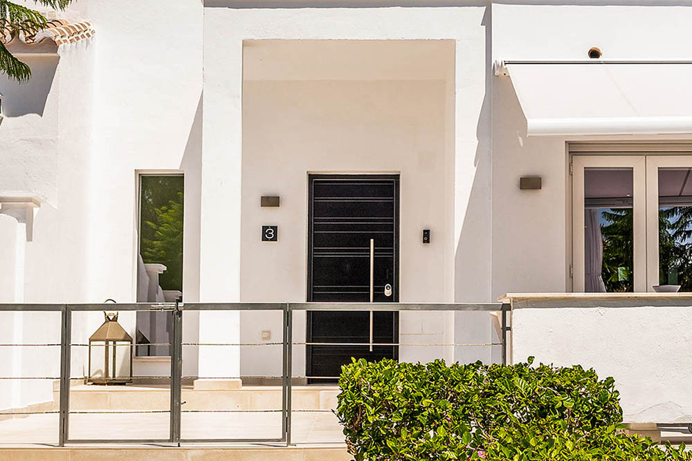 Stylish modernised townhouse entrance