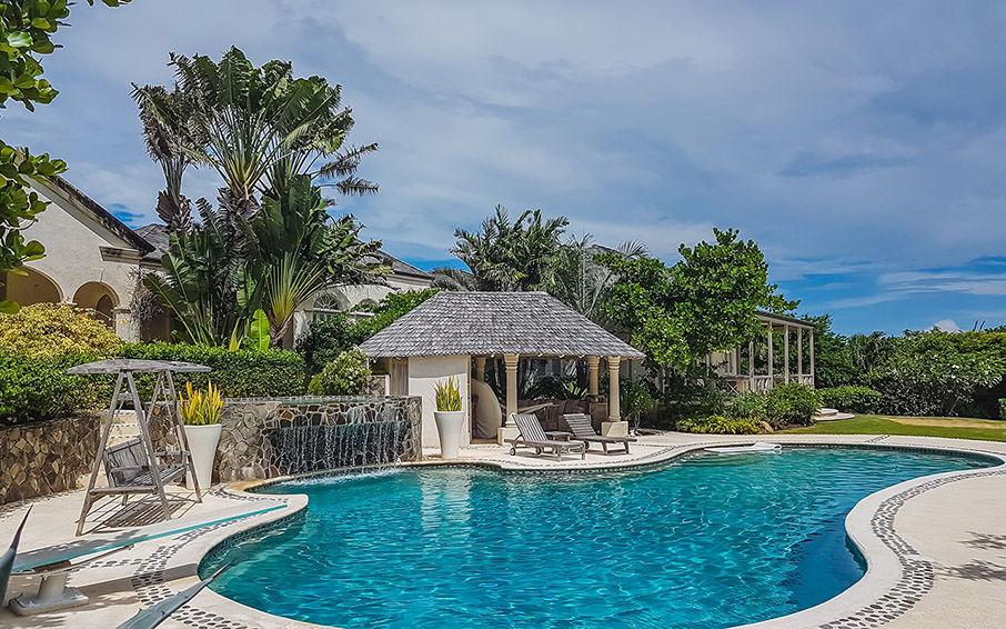 Stylish lagoon pool