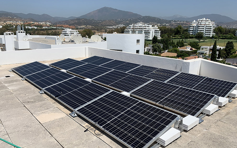 solar panels installed by builders in marbella