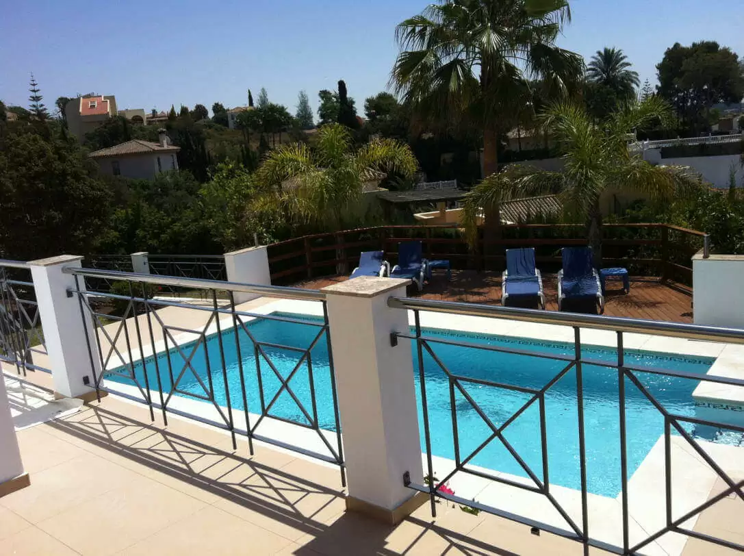 Pool and lounge area