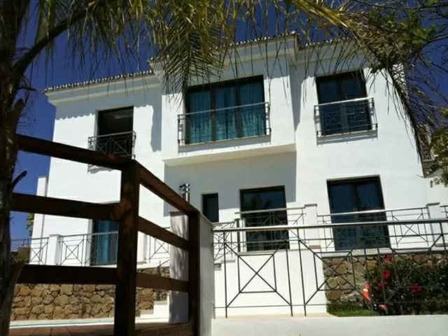 Villa frontage
