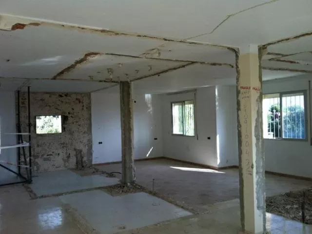 Mid-renovation build
