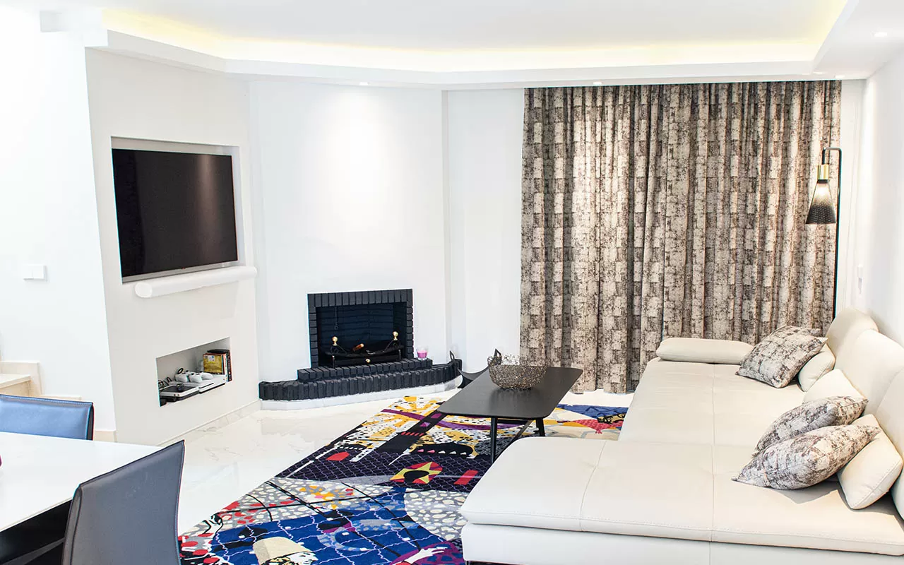 Complete apartment refurbishment in El Rosario
