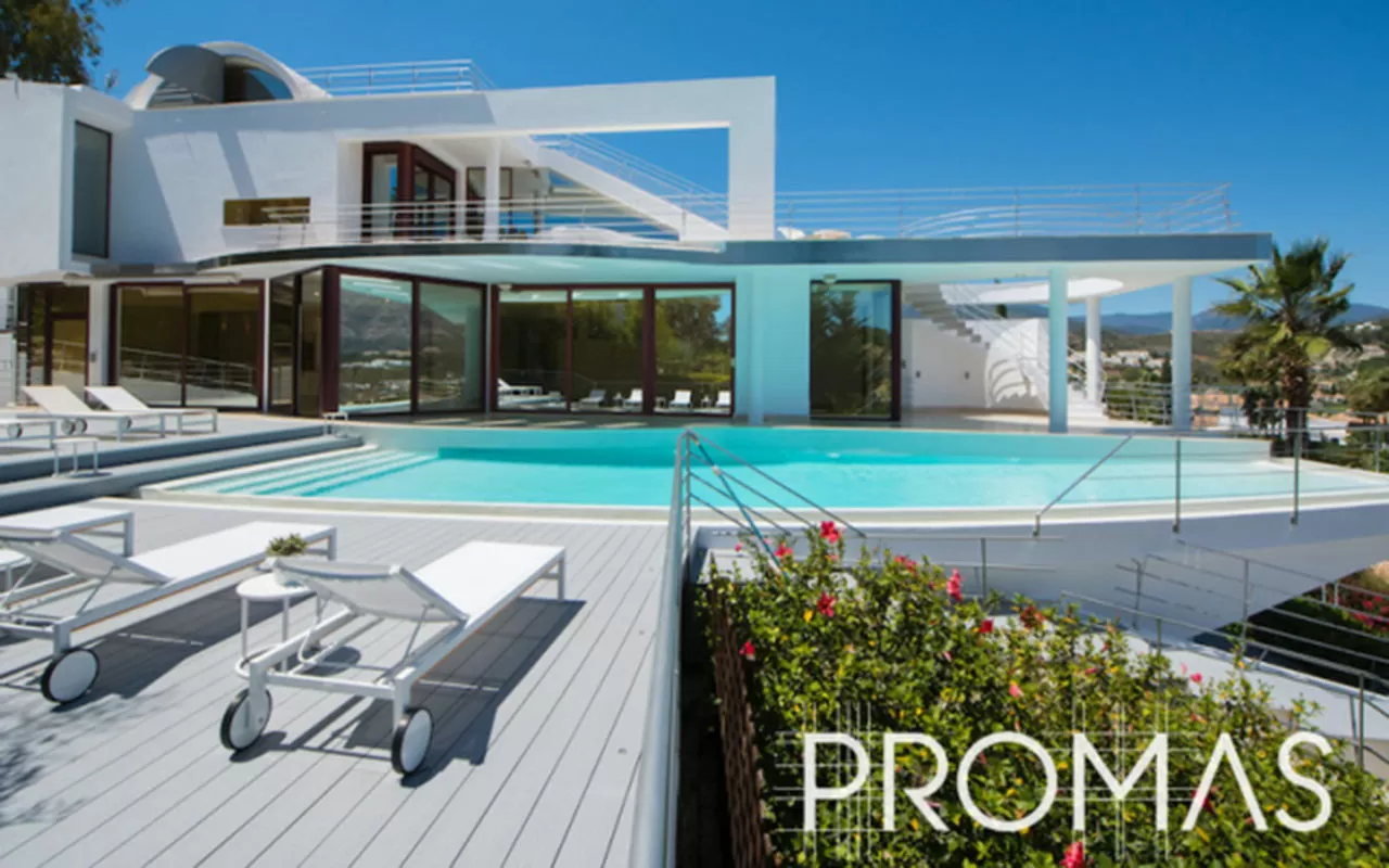 Modern remodel and infinity pool by ProMas in Nueva Andalucia, Costa del Sol